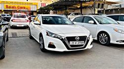 نيسان ألتيما